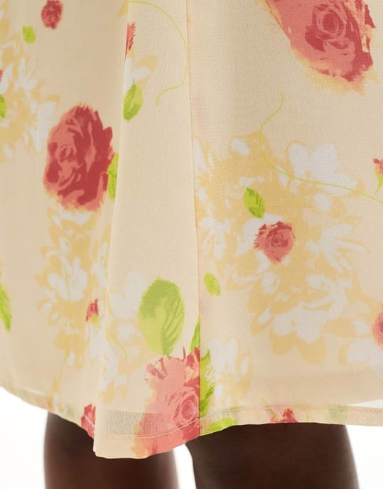 Daisy Street vintage rose print awkward length skirt in multi - Image 3