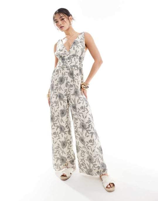 Abercrombie & Fitch floral jumpsuit in black and white - Image 2