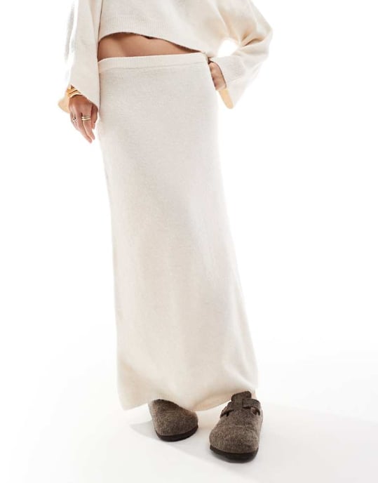 ASOS DESIGN knitted a line maxi skirt co-ord in cream - Image 3