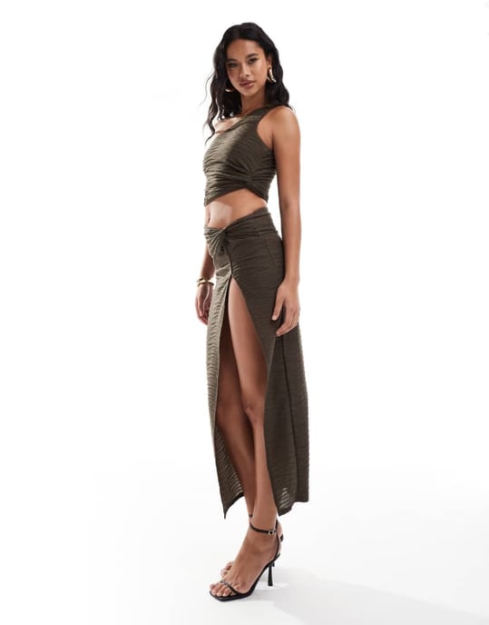 ASOS DESIGN co-ord ripple texture maxi skirt in brown - Image 2