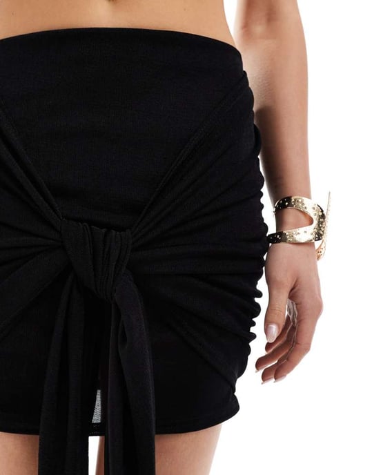 Missyempire exclusive knot detail mini skirt co-ord in black - Image 3