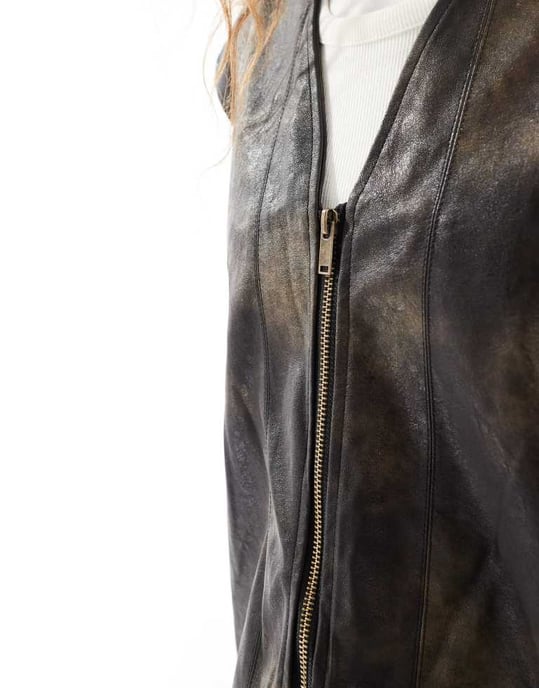 Noisy May faux leather zip thru vest in washed brown - Image 3