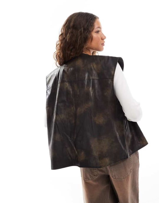 Noisy May faux leather zip thru vest in washed brown - Image 4