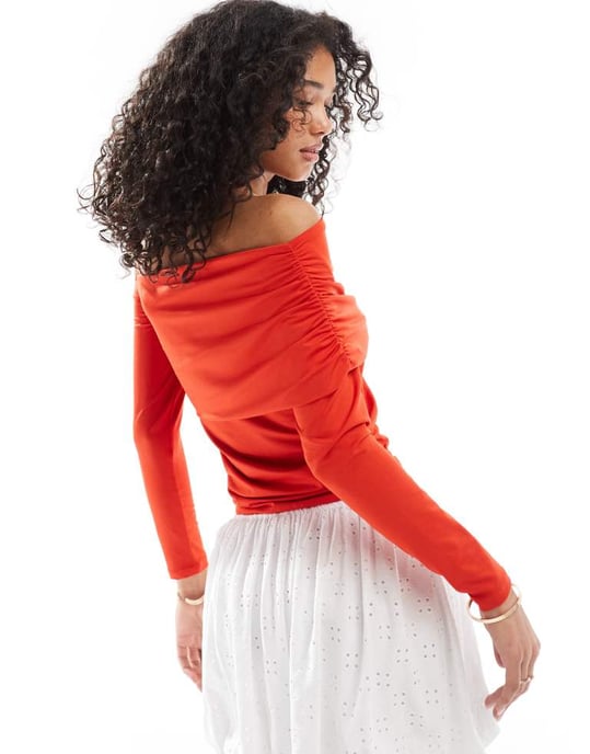 Pieces foldover bardot top in poppy red - Image 4