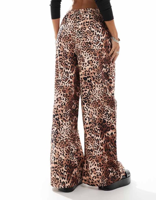 Miss Selfridge poplin wide leg pull on trouser in animal print co ord - Image 2