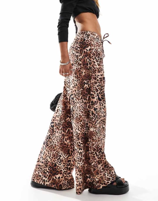 Miss Selfridge poplin wide leg pull on trouser in animal print co ord - Image 3