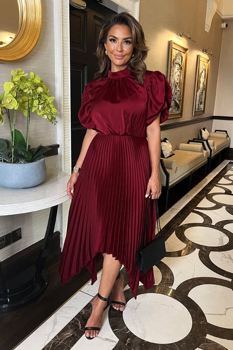 Wine High Neck Puff Sleeve Zig Zag Hem Pleated Midi Dress - Image 1