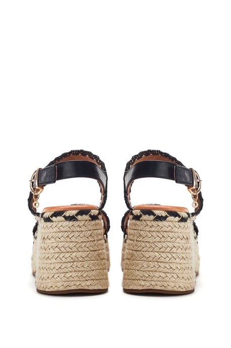 Kelila Black Sandals - Image 4