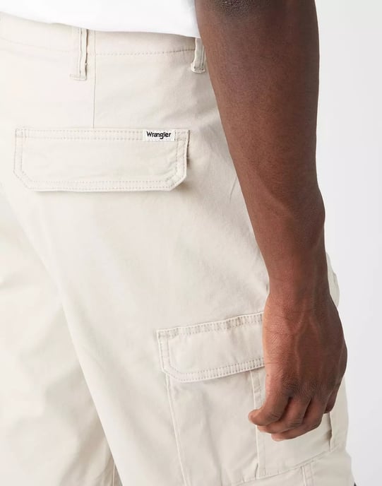 Wrangler Casey cargo shorts pumice stone - Image 3