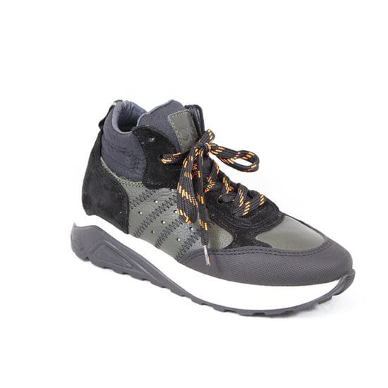 CKS Chuck - Image 3