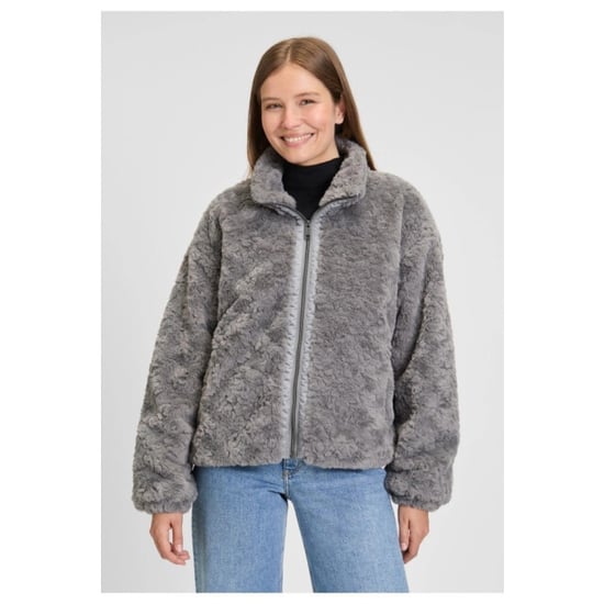 Covered Cloe - - Image 2