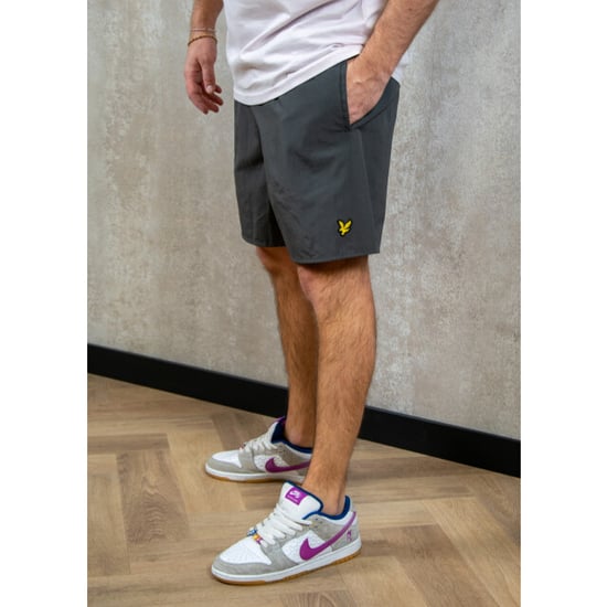 Lyle and Scott Plaine swim short antraciet - Image 4