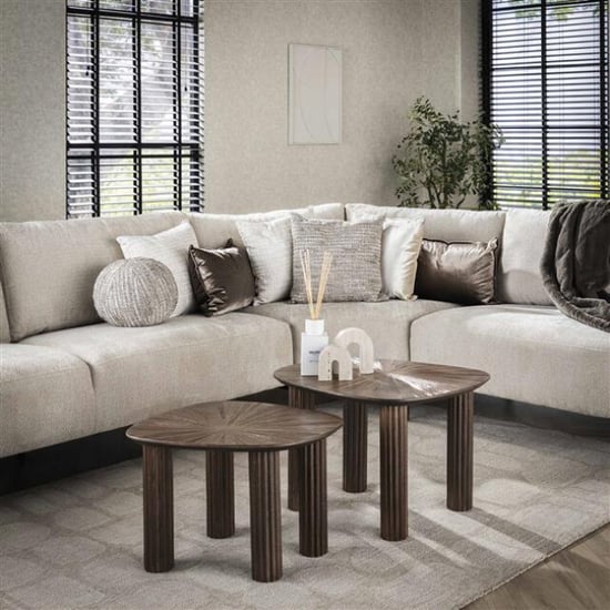 Hoyz salontafel driehoekig maya teak teak rust brown set van 2 - Image 1