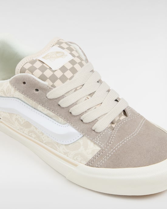 Knu Skool Sneakers - Image 4
