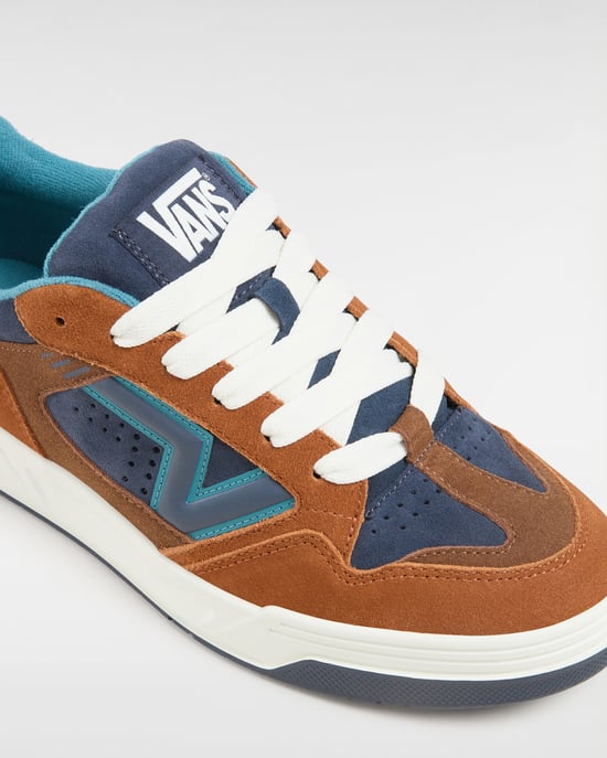 Upland Sneakers - Image 4