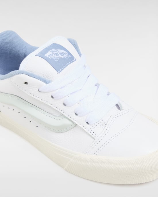 Knu Skool Sneakers - Image 4