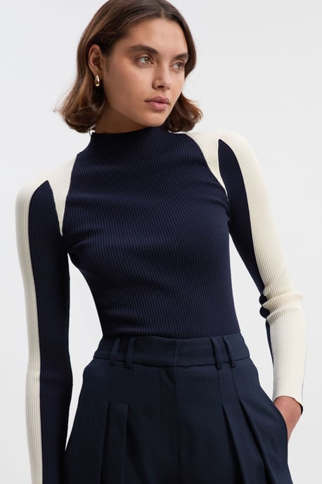 Rib Knit Colour Block Top - Image 2