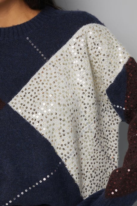 Navy Oversized Argyle Jumper - Image 5