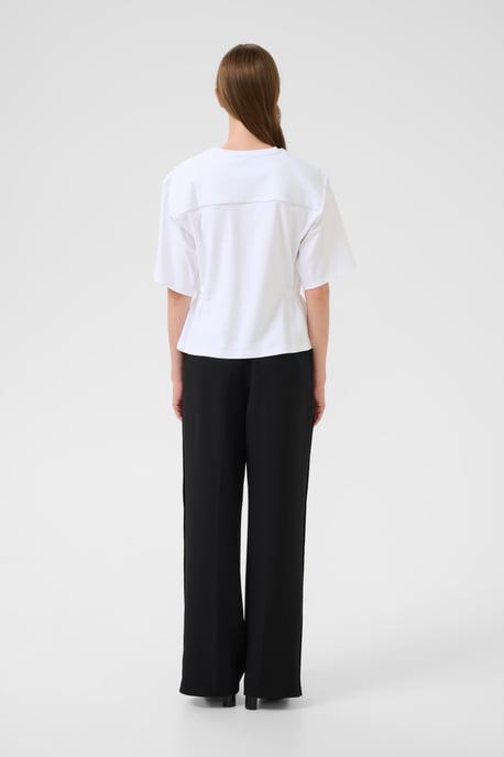 KBCole Tee T-shirt Feminine Silhouette - Image 2