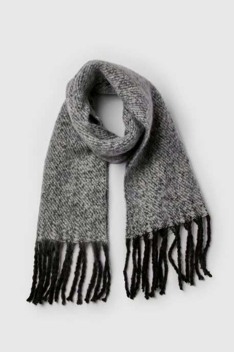 Two Tone Chunky Knitted Scarf - Image 2