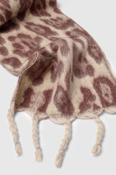 Leopard Chunky Oversized Fringe Scarf - Image 3