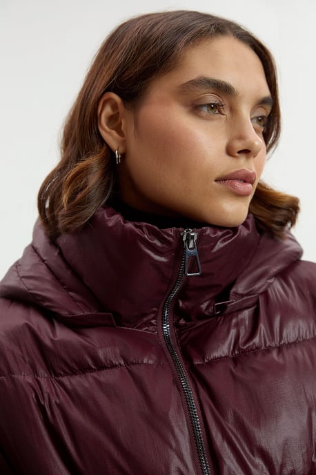 Quilted Drawstring Waist Hooded Rib Cuff Puffer Jacket - Image 4