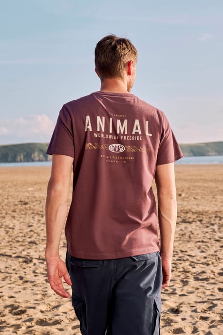 'Jacob' Men's Cotton T-Shirt Comfy Beach Summer Casual Tee Burgundy - Image 2
