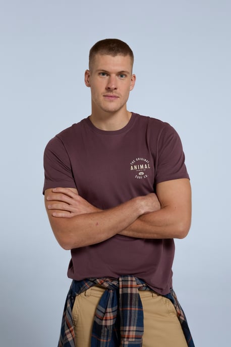 'Jacob' Men's Cotton T-Shirt Comfy Beach Summer Casual Tee Burgundy - Image 6