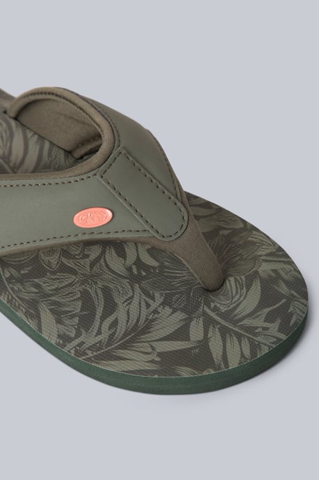 'Swish' Women's Flip Flops with Soft Padded Upper Straps Slip-on Beach Sandals Forest Green - Image 5