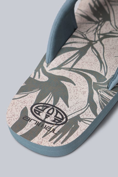 'Jekyl' Men's Flip Flops with Soft Padded Upper straps Slip-on Beach Sandals Outdoors Pale Green - Image 5