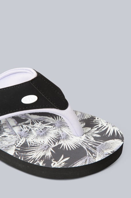 'Swish' Women's Flip Flops with Soft Padded Upper Straps Slip-on Beach Sandals Lilac - Image 5