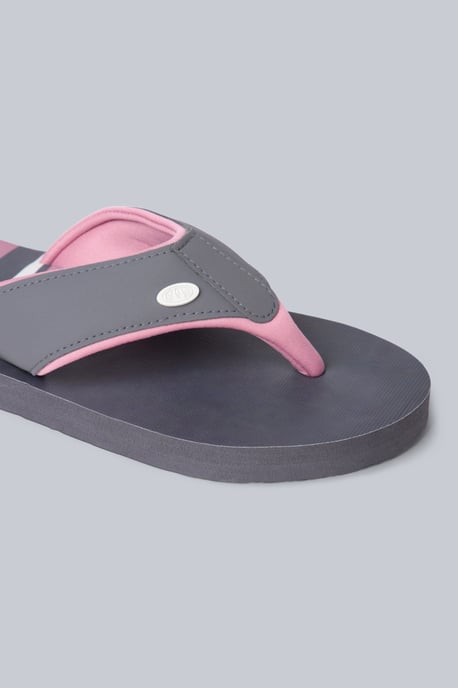 'Swish' Women's Flip Flops with Soft Padded Upper Straps Slip-on Beach Sandals Grey - Image 5