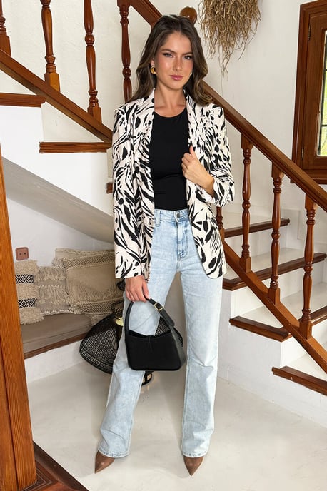 Cream And Black Brush Stroke Print Shawl Collar Open Front Blazer - Image 2