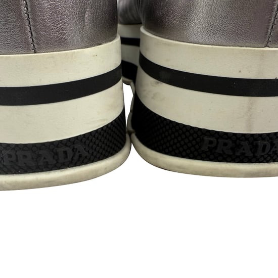 Prada Platform Sneakers in Zilveren Leer - Image 4