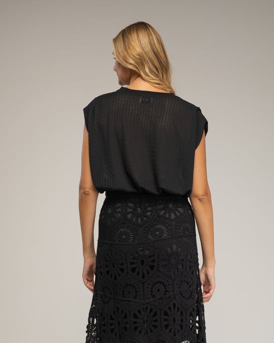 Sleeveless knitted mesh top - Image 2