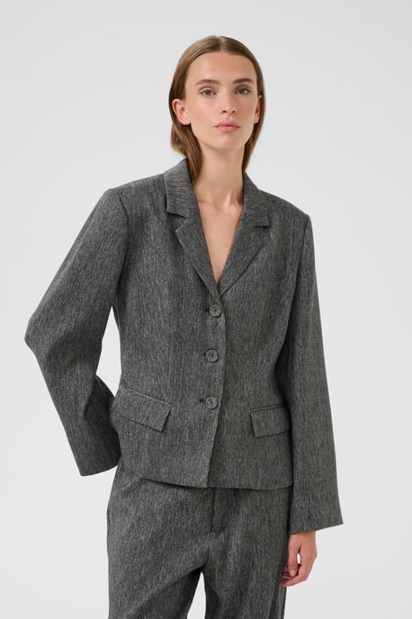 KBBlair Blazer Blazer Feminine Silhouette - Image 3