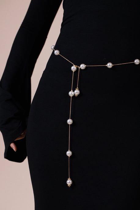 Minimal Pearl Chain Belt In Gold - Image 3