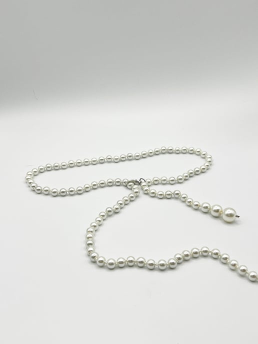 Pearl Chain Belt In Silver - Image 2