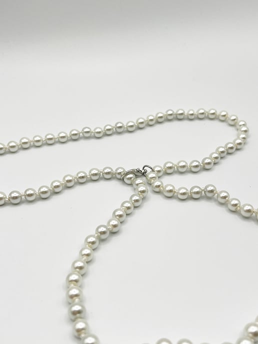 Pearl Chain Belt In Silver - Image 4