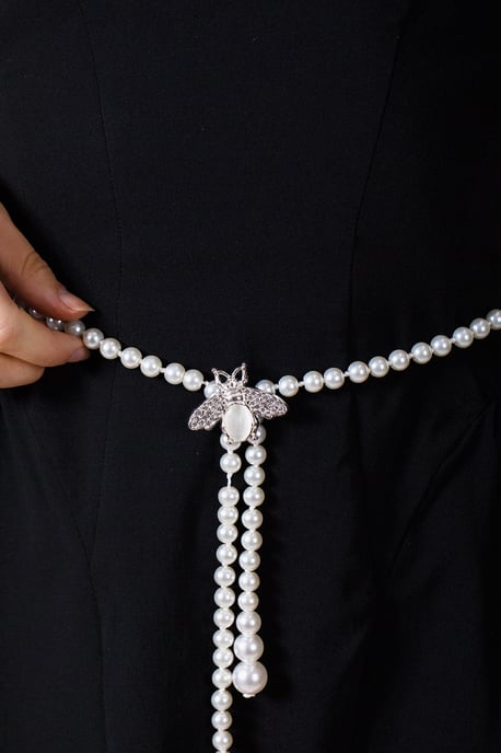 Bee Pearl Chain Belt In Silver - Image 2