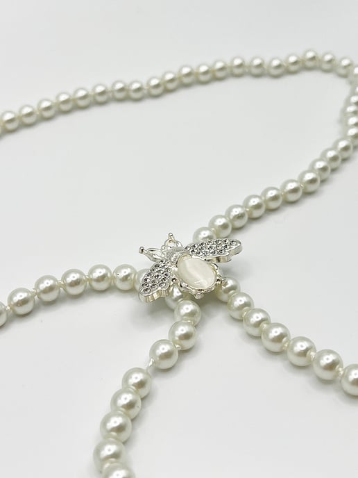 Bee Pearl Chain Belt In Silver - Image 6