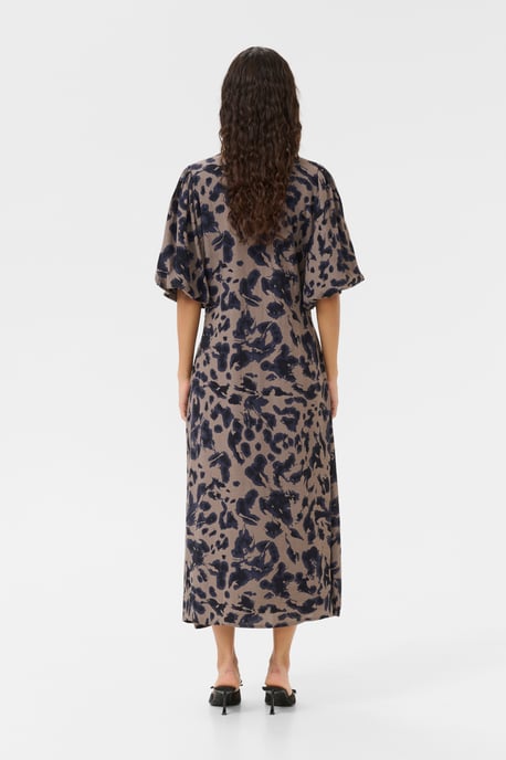 KBAshley Olivia Dress Dress Feminine Silhouette - Image 2