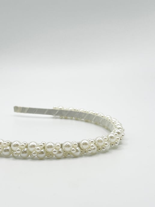 Minimal Pearl Headband In White - Image 5
