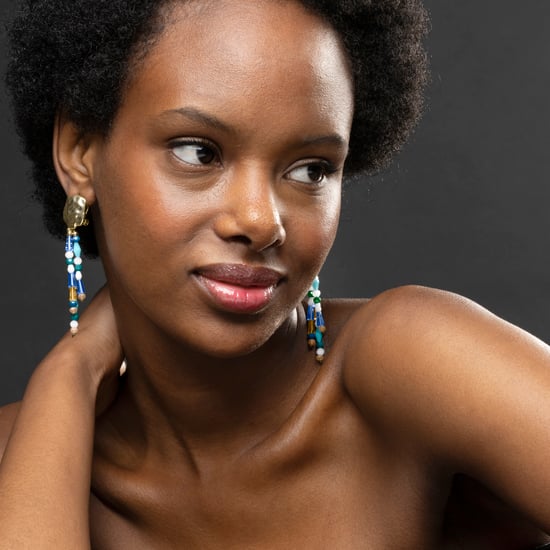Luxenter white pearl earrings finished in 18K yellow gold - Eutha - Image 2