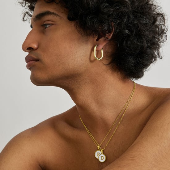 Luxenter necklace in white mother-of-pearl finished in 18K yellow gold - Alphabet - Image 2