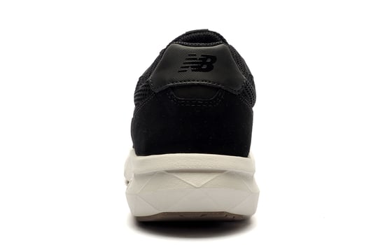 New Balance Dynasoft UA800 v1 Mens Trainers - Image 3