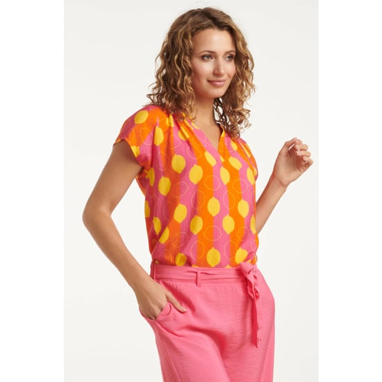 Smashed Lemon 25001 v-hals korte mouw top met citroenstrepen print | - Image 6
