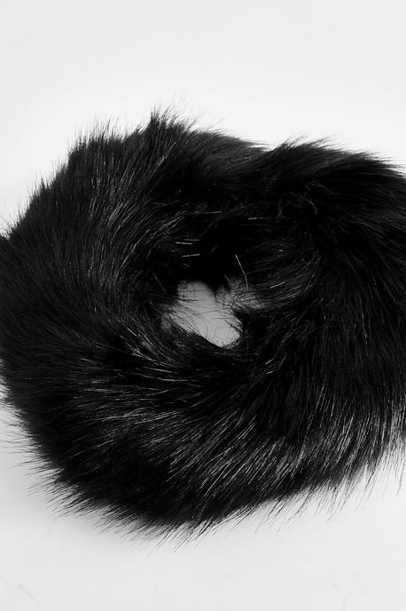 Black Faux Fur Headband - Image 3