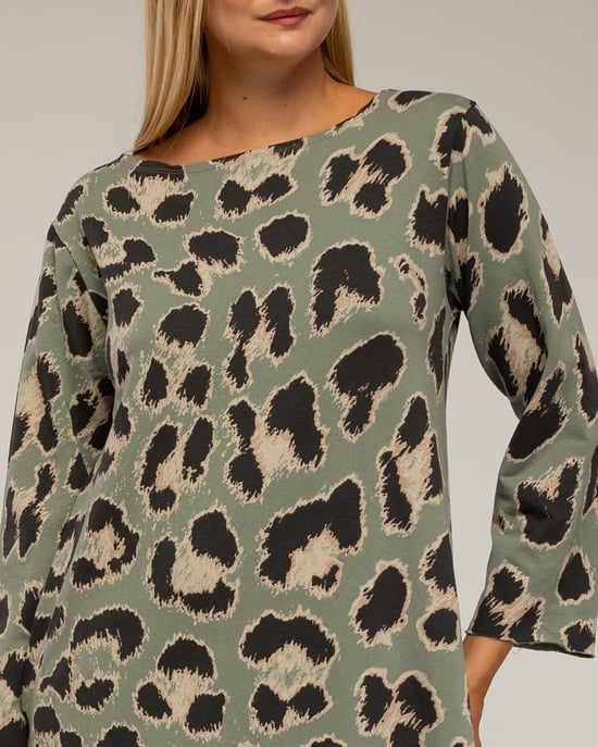 Oversized jurk met dierenprint. - Image 4