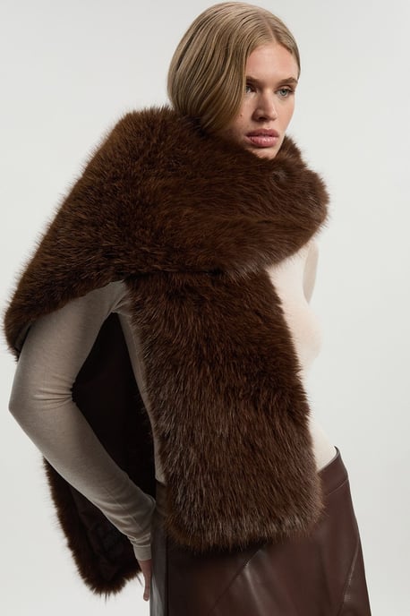 Faux Fur Scarf - Image 5